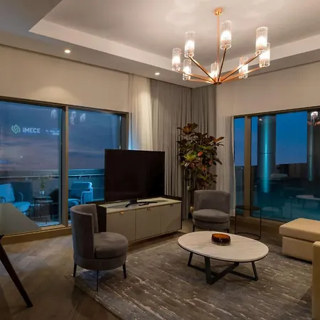 Hotel Hilton Mall Of 5*