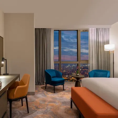 Hilton Mall Of فندق 5*