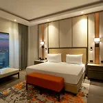 Hilton Mall Of