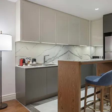 Otel Hilton Mall Of 5*