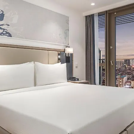 Hilton Mall Of Otel 5*