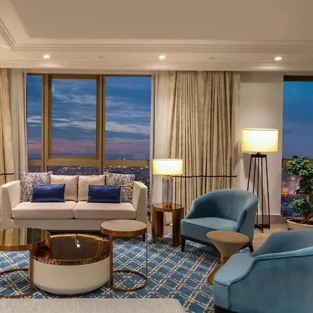 Hilton Mall Of Otel 5*