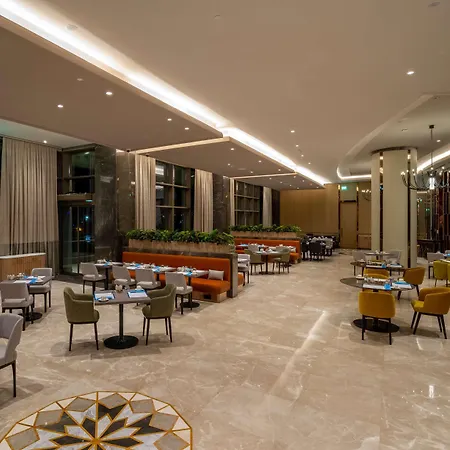 Szálloda Hilton Mall Of 5*