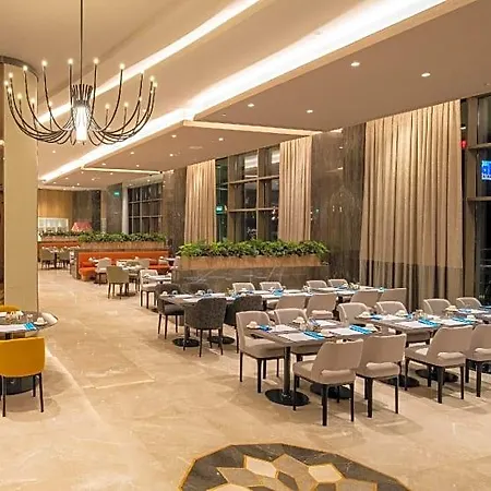 Hilton Mall Of