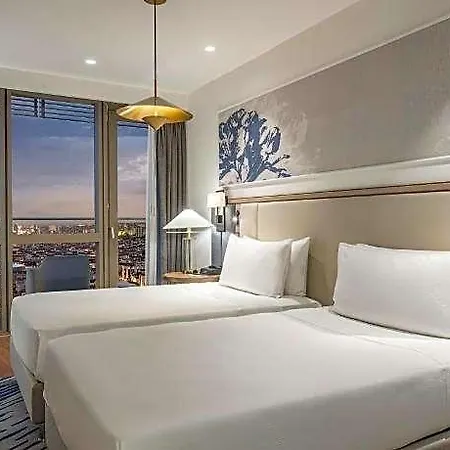 Hilton Mall Of 5*
