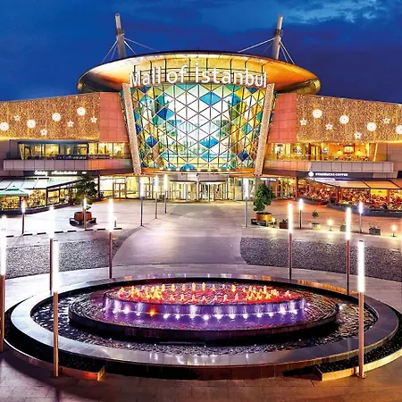 Hilton Mall Of 5*